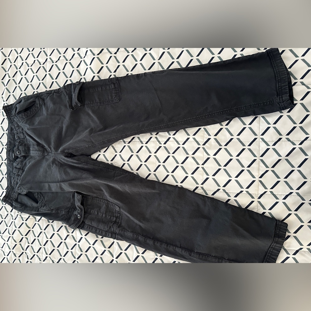 American Eagle cargo pants - 12 women